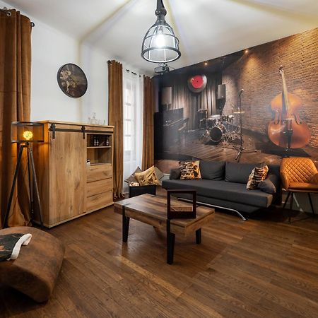 Le Petit Gentleman - Vienna Authentica Apartment Vienne  Luaran gambar